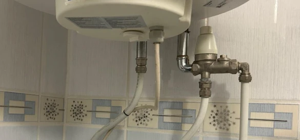 Curenje na ventilu ispod bojlera – brza popravka