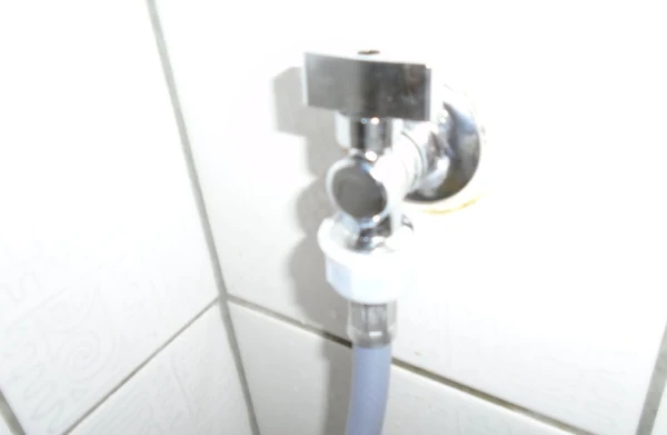 Izvlačenje instalacija za vodu u susednu prostoriju