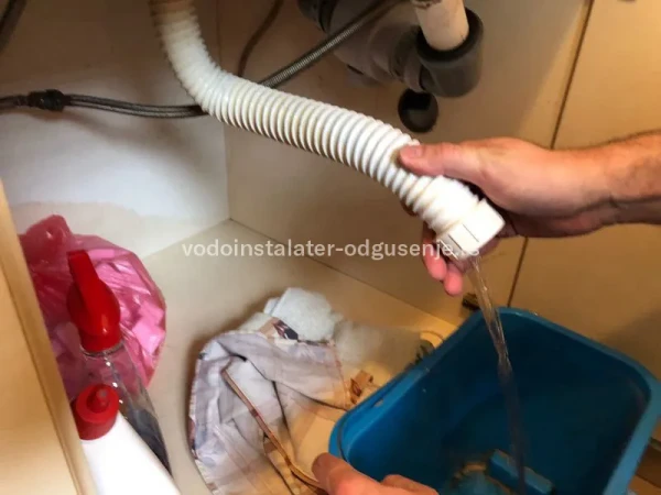 Kada zapušen sifon postane hitna intervencija