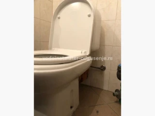 Kako sam otpušiti wc šolju?