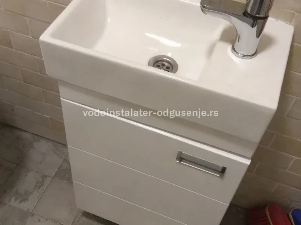 Montaža sanitarnih elemenata u kupatilu