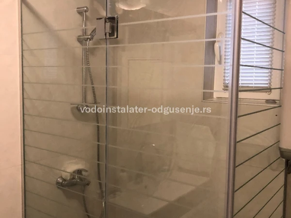 Montaža tuš kabine