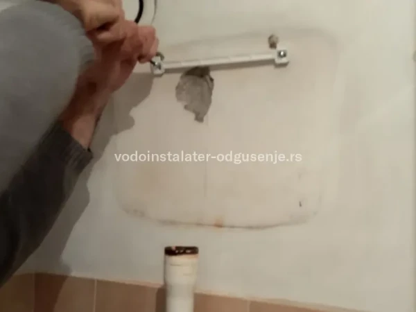 Montiranje vodokotlića