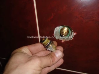Razvođenje vodovodne instalacije po kupatilu