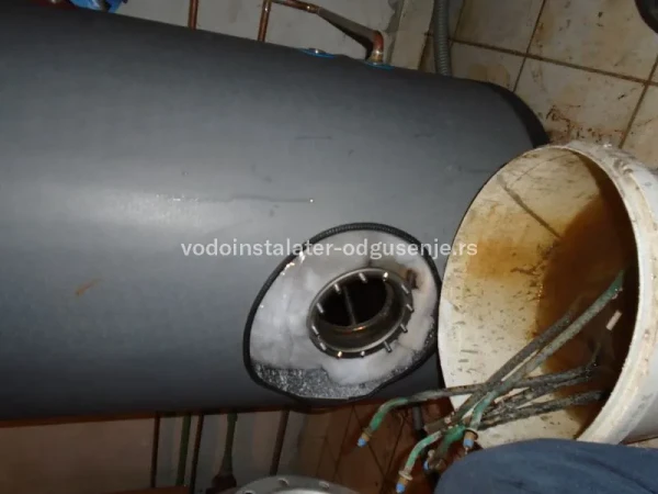 Servis akumulacionog bojlera od 200 litara
