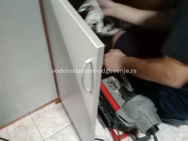 Servisiranje zapušene sudopere