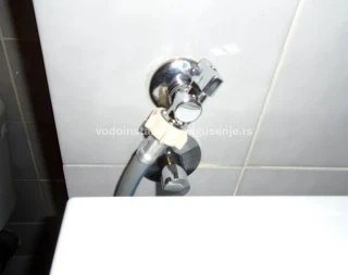 Šta kad pukne ventil za toplu vodu?