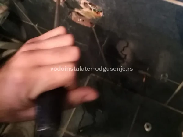 Sve vrste popravki vezanih za vodu