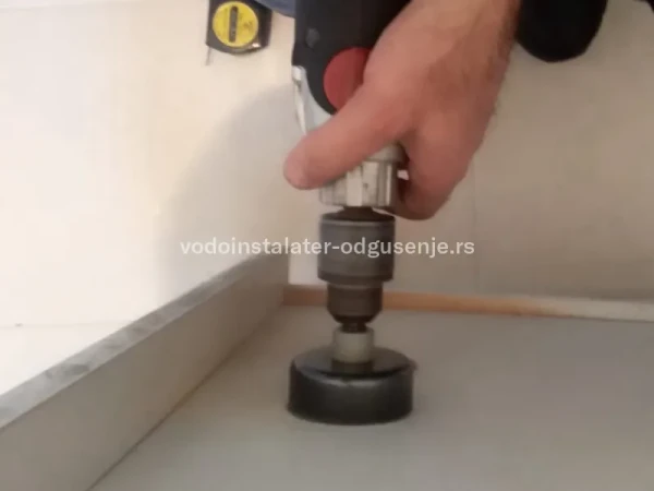 Ugradna sudopera montaža