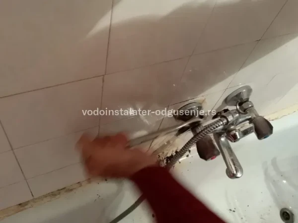 Zamena baterije sa reparacijom oštećenih delova instalacije