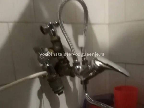 Zamena baterije sudopere