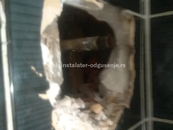 Zamena natrule cevi na vodovodnoj instalaciji