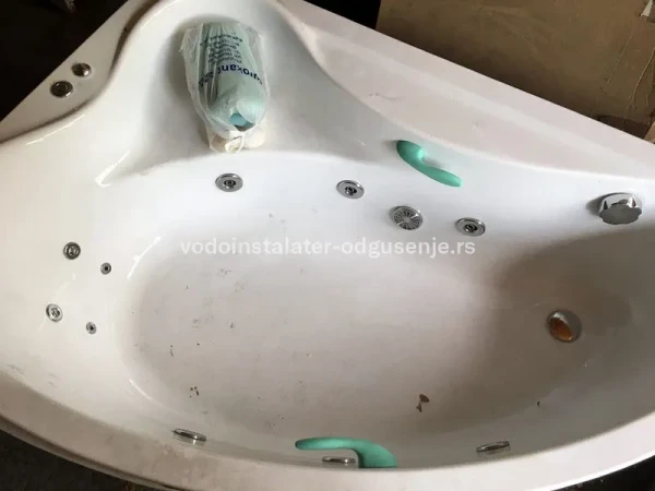 Zamena vakuum dugmeta na hidromasažnoj kadi