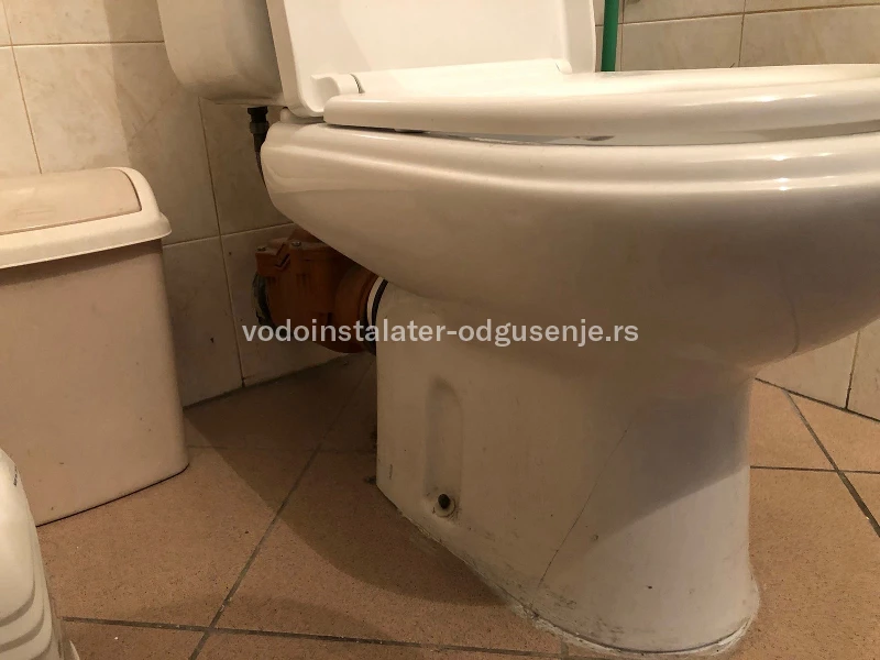 Otpušavanje WC šolje 25 3