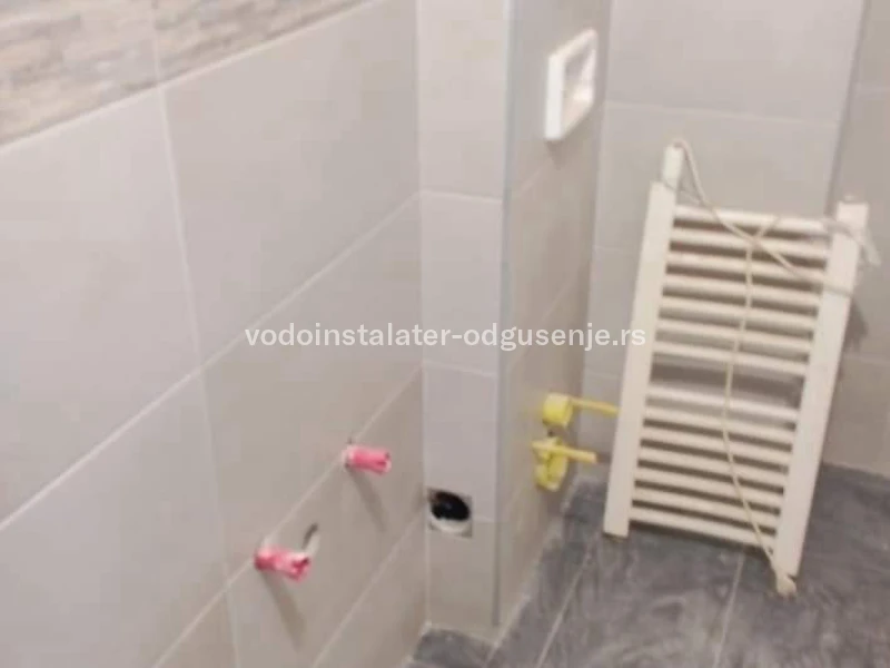ODGUŠENJE KANALIZACIJE SURČIN 3 2
