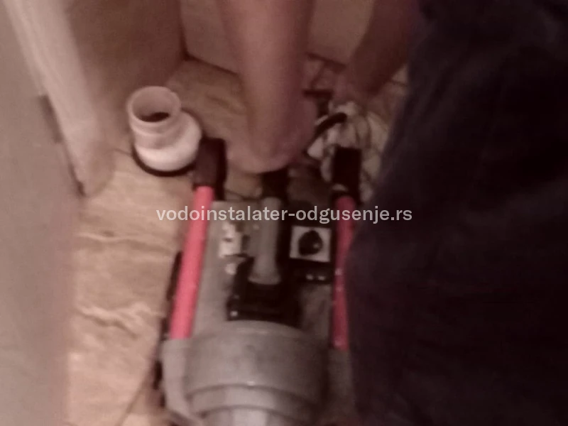 Otpušavanje WC šolje 9 4