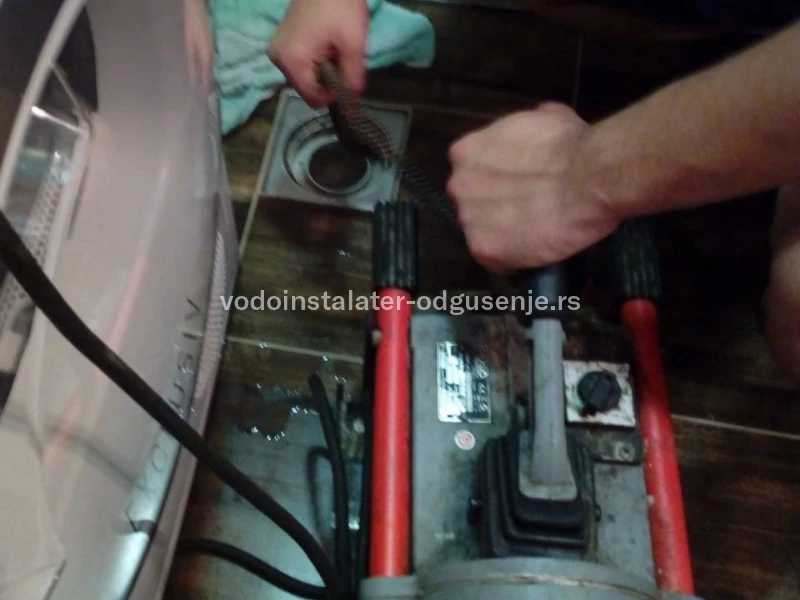 Odgušenje kanalizacije 26 4