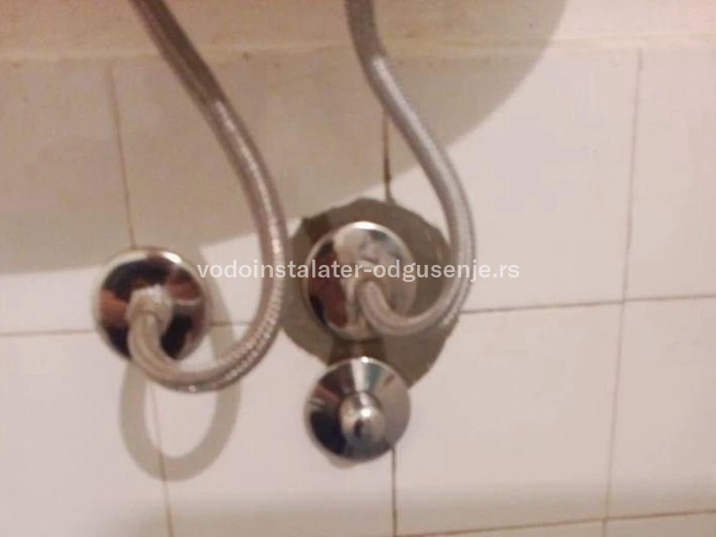 ODGUŠENJE KANALIZACIJE JUŽNI BULEVAR 3 1