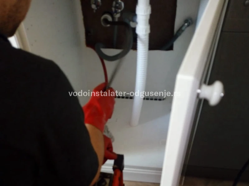 Odgušenje kanalizacije 18 7