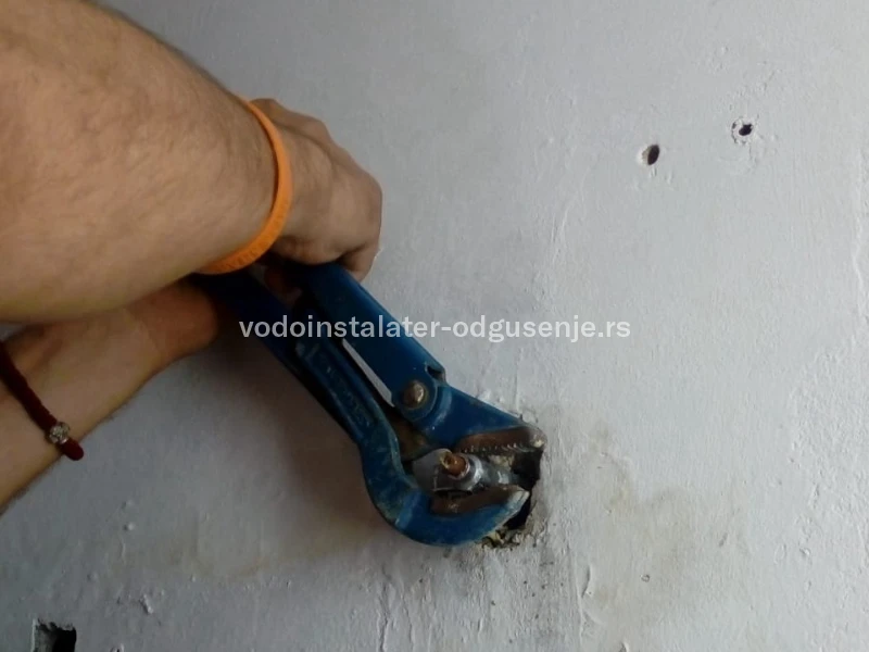 VODOINSTALATER BANJICA 8 2