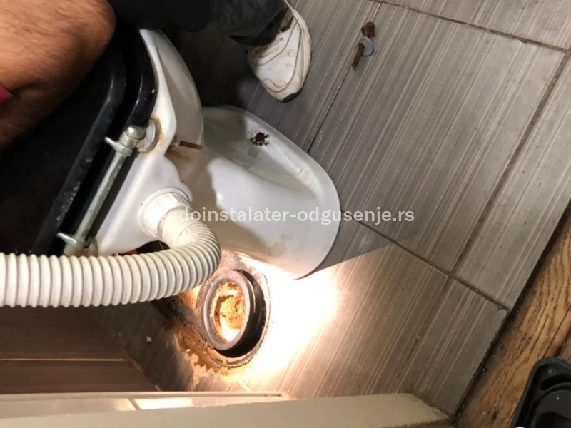 Otpušavanje WC šolje 8 5