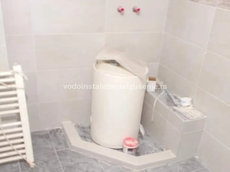 ODGUŠENJE KANALIZACIJE SURČIN 3 1
