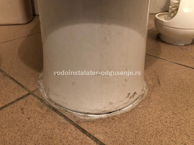 ODGUŠENJE KANALIZACIJE SAVSKI VENAC 5 7