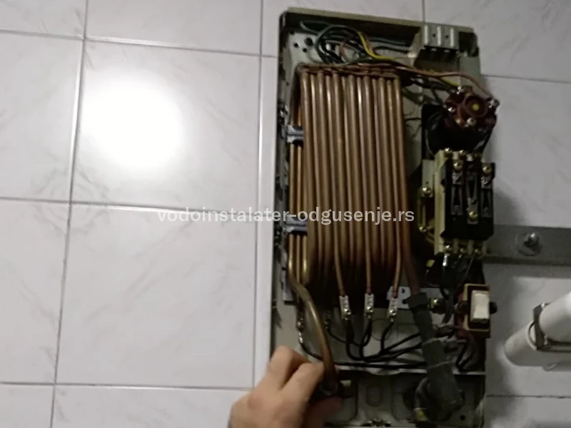 VODOINSTALATER VOŽDOVAC 16 1
