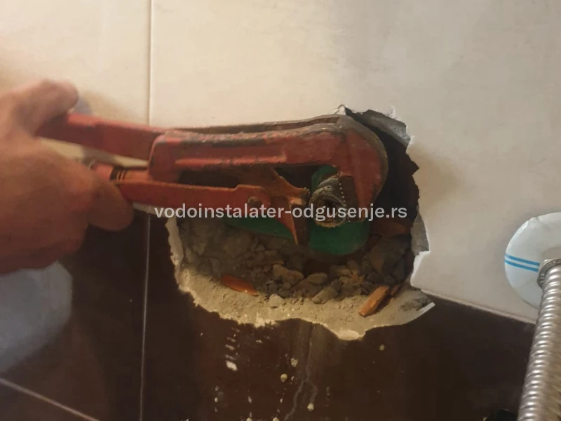 VODOINSTALATER BANJICA 8 8