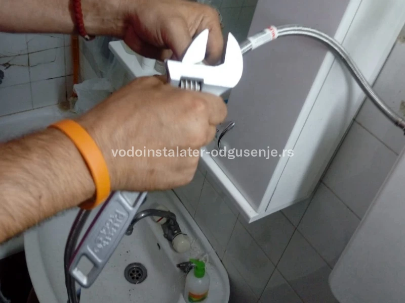 VODOINSTALATER VOŽDOVAC 4