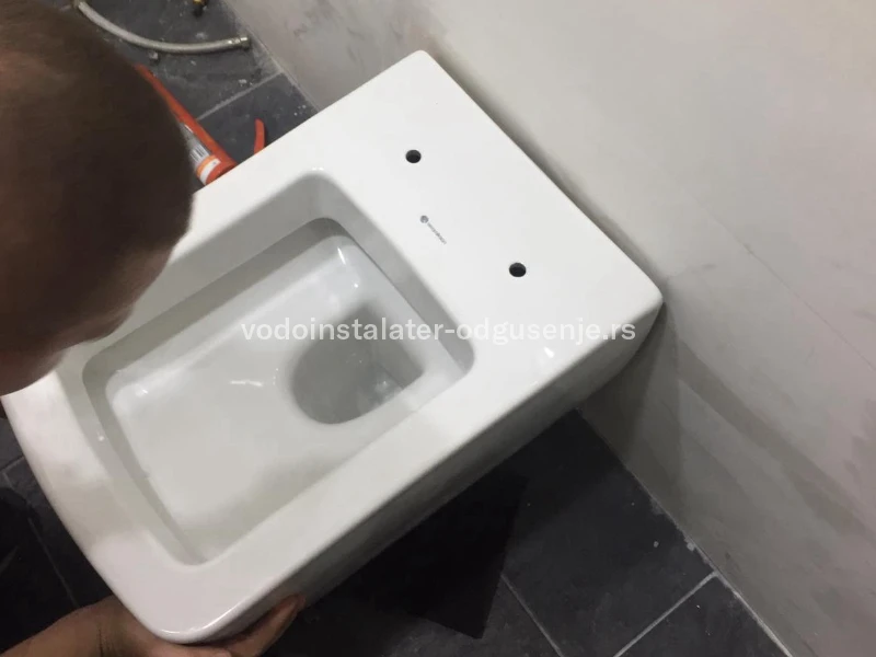 VODOINSTALATER CVETNI TRG 3 3