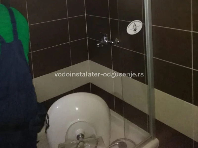 VODOINSTALATER VRAČAR 1 8