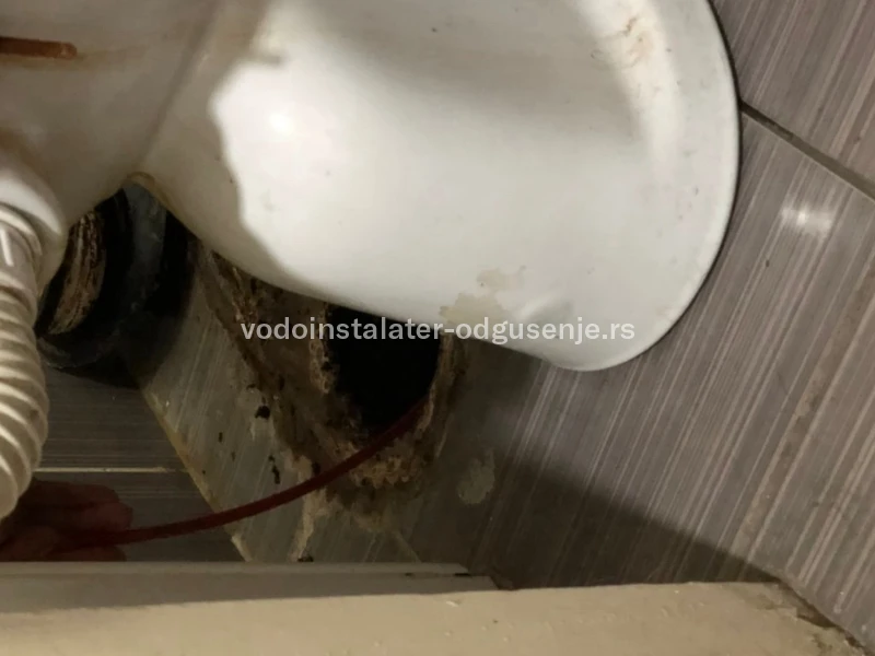 Otpušavanje WC šolje 8 3