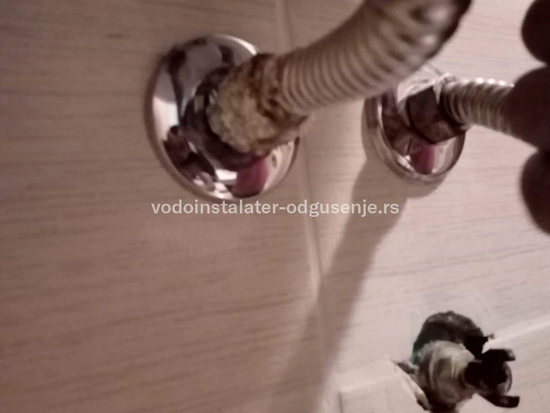 VODOINSTALATER VOŽDOVAC 6