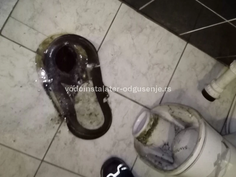 Odgušenje kanalizacije Čukarica 13 5
