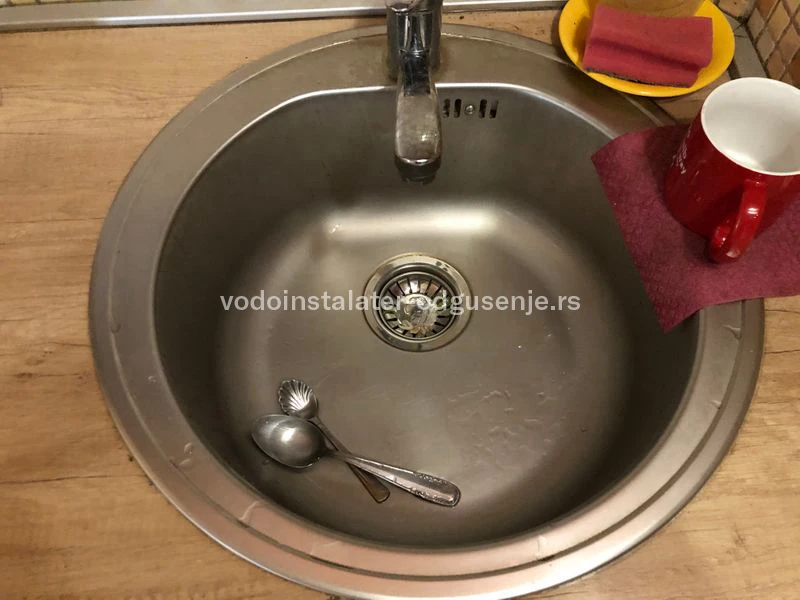 Otpušavanje sudopere 16 7