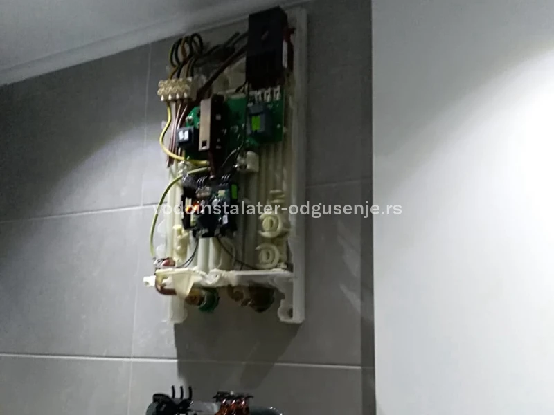 VODOINSTALATER VIDIKOVAC 8 3
