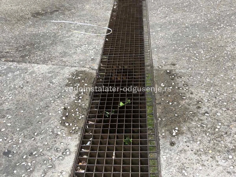 ODGUŠENJE KANALIZACIJE SAVSKI VENAC 5 6